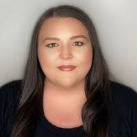 Amber Desmond's Instagram, Twitter & Facebook