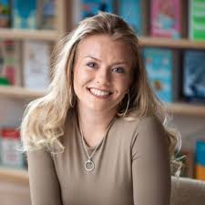 At CreatorFest today representing Giraffe Social! Can't wait to learn so…