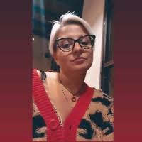 100+ profilů „Torchia“