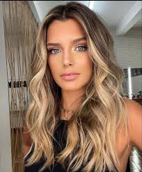 Alyssa LaBrecque (labram49)