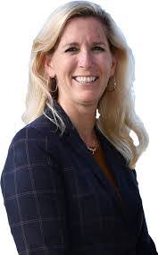 Beth Murray's Instagram, Twitter & Facebook