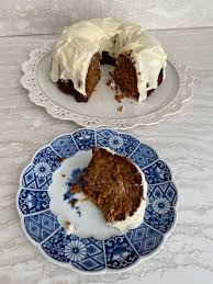 The carrot flavor is pronounced without being vegetal and the spices are perfectly balanced and provide a nice warmth. 1057 Best R Old Recipes Images On Pholder Two Teenagers Who Say They Don T Like Carrot Cake Agree Divorce Cake Is More Than Worthy