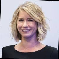 Kristin Maynard's Instagram, Twitter & Facebook