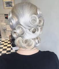 Women loved the loopy looks and the ringlets that decorated their heads. 1950s Hairstyles 17 Vintage And Retro 50s Hairstyles