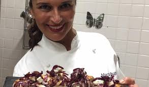 PIZZE GOURMET A ASSOLO FEMMINILE: BUZZANCA, "COSI' PORTO L'AQUILA IN GIRO  PER L'ITALIA"