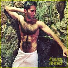 From the 'catfish' show, he has earned huge name, fame, and dime. Catfish S Nev Schulman Is Selling His Chest Hair For Charity Photo 3368393 Catfish Max Joseph Nev Schulman Shirtless Pictures Just Jared