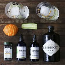 Get the perfect gin and tonic recipe from food network you can also find 1000s of food network's best recipes from top chefs, shows and experts. Spanish Style Gin And Tonic Something New For Dinner