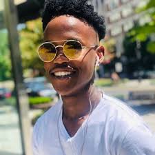 Menzi Simelane Jr. (@menzisims)