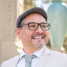 JC Gonzalez, Real Estate Agent