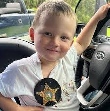 Roy Jaquez's Instagram, Twitter & Facebook