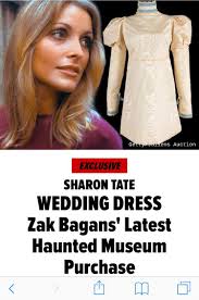 What's the significance of the Folkmore dress change?