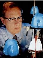 Persons Involved in the Lamp Industry