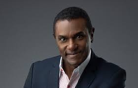 Gustavo Casas, conocido como “El Ipod Humano”, cantará en Panamá