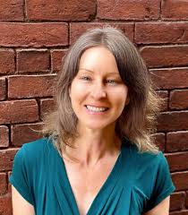 Vanessa Farr's Instagram, Twitter & Facebook