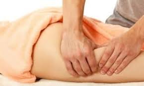 Salah satu cara menghilangkan selulit secara alami yang cukup menjanjikan adalah pijat. Hilangkan Selulit Cara Mudah Curio Spa