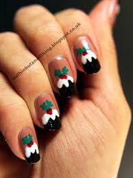 More 4 easy christmas nails art : 46 Creative Holiday Nail Art Patterns Diy Projects For Teens