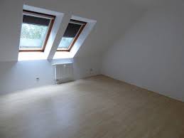 Du willst eine neue wohnung in hohen neuendorf mieten? Gemutliche Dachgeschosswohnung In Gruner Und Ruhiger Wohnlage Laminat Ebk Werneburg Immobilien