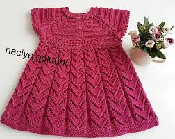 Dellsi Farias Adli Kullanicinin A3 Kiz Bebek Elbiseleri Panosundaki Pin Baby Knitting Patterns Baby Outfits Bebek Elbise Ogreticileri