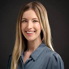 Vanessa Horvath's Instagram, Twitter & Facebook