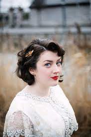 Close To Your Heart Morag And Eamonn S Wedding By Elisha Clarke Onefabday Com Plus Size Hairstyles Short Bridal Hair Short Hair Styles For Round Faces
