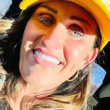 Jonathan Hubble's Instagram, Twitter & Facebook