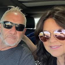 Where to purchase a replacement pool light for a gunite pool and how  difficult is the installation?