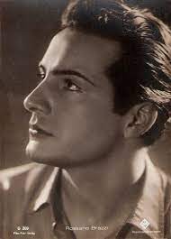 Twin soliloquies / some enchanted evening. 41 Rossano Brazzi Ideas Movie Stars Hollywood Actors