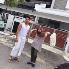 Gang of secrets eng sub. Emma Maembong Dari Sudut Pandangan Kamal Adli