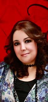 قمر في قبو الكتب لعلياء عبد الله