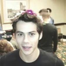 Jasmine (@drearymistakes)