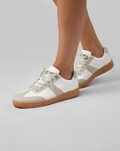 Women's Everyday Sneakers BEIGE / 6