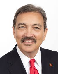 Le ministre du tourisme caribéen de l'année est Antiguais