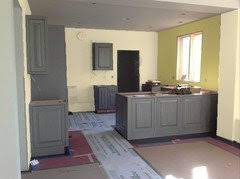 In the 90's the look was to paint walls in various shades of yellow. Room Color For Gray Kitchen Cabinets
