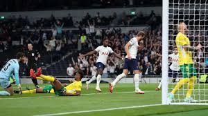 Once for tottenham after his £10million move from porto in 2003. Ocwzxterhrym1m