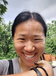 UW student seeking house or apartment with roommates near campus