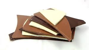 35 g nocciole tostate e senza pelle, tagliate a metà. Cioccolato Le Differenze Tra Fondente Al Latte E Bianco Pasticceria Mosaico Aquileia