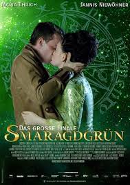 Maria Ehrich Et Jannis Niewohner Dans Les Roles De Gwendolyn Et Gideon Dans Le Film Vert Emeraude Smaragdg Rubinrot Saphirblau Smaragdgrun Rubinrot Saphirblau