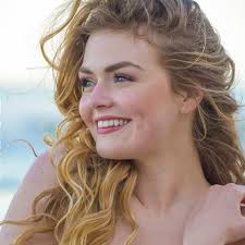 Mae Bea Jones Female Model Profile