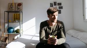 Stockholm Syndrome: Causes, Symptoms, Examples