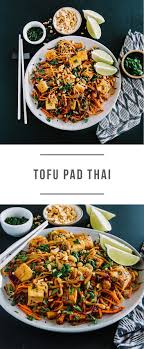 Tofu Pad Thai Recipe It S Vegan Cooked With Brown Rice Noodles Peanuts Red Cabbage And Carrots Re Vegetarian Vegan Recipes Vegetarian Recipes Vegan Eating