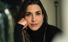 Veronica Ines's Instagram, Twitter & Facebook