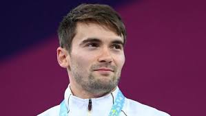 Dan Goodfellow: Olympic medallist announces reitrement from diving