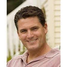 Len Torres's Instagram, Twitter & Facebook