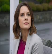 Gretchen Vernon's Instagram, Twitter & Facebook