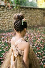 детские прически на выпускной в детском саду на длинные волосы 63 Detskie Pricheski Na Vypusknoj V Detskij Sad Detskie Pricheski Pricheski Trendovye Pricheski