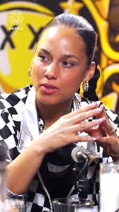 🙏🏾 Alicia Keys gets deep