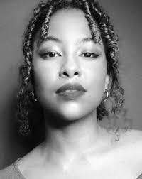 Devon Bacon's Instagram, Twitter & Facebook