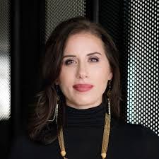 Lori Fredrickson's Instagram, Twitter & Facebook