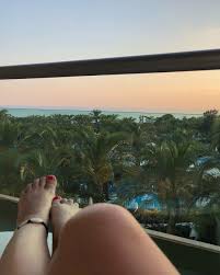 A rádiós már rég maga mögött hagyta a szívtipró múltját, a tv2 műsorvezetőjéről pedig talán. Andrea Varkonyi S Feet Wikifeet