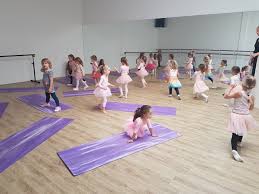 Kids Swing 4 5 Jaar Dansles Voor Kleuters In Ede